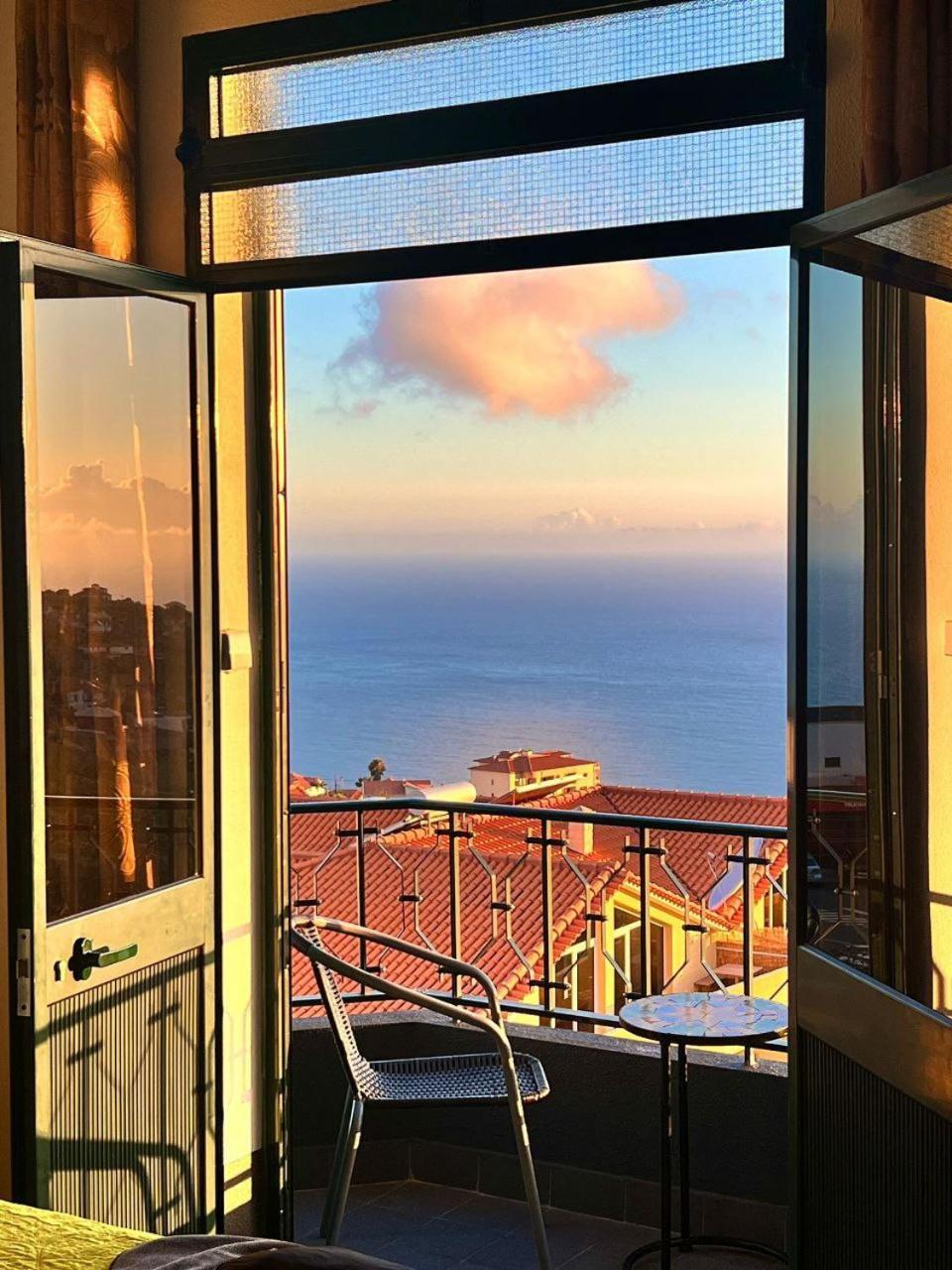 Апартаменты Sunset Star With Sea View Кальета Экстерьер фото